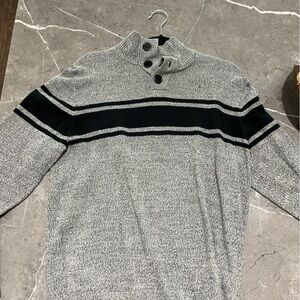 Weatherproof Turtleneck Sweater in Gray and Black